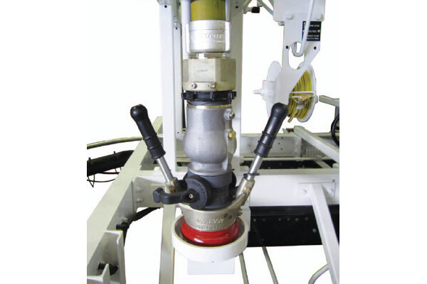 twist-lock-bayonet-nozzle-stowage.jpg